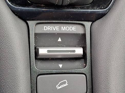 Used 2023 Honda HR-V LX image 24
