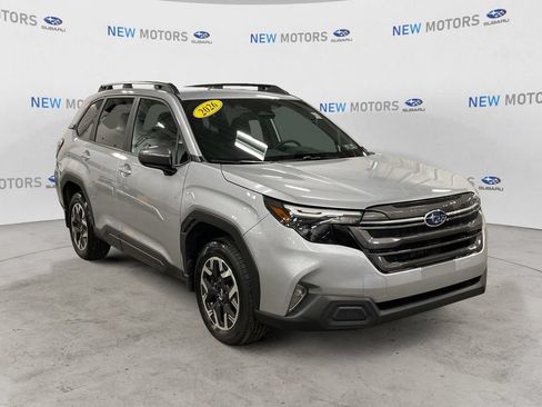 Used 2026 Subaru Forester Premium AWD/4WD image 7