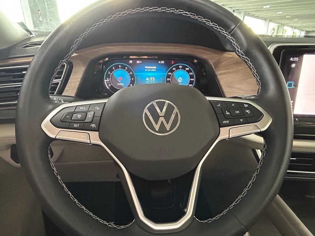 Used 2024 Volkswagen Atlas SE FWD image 24