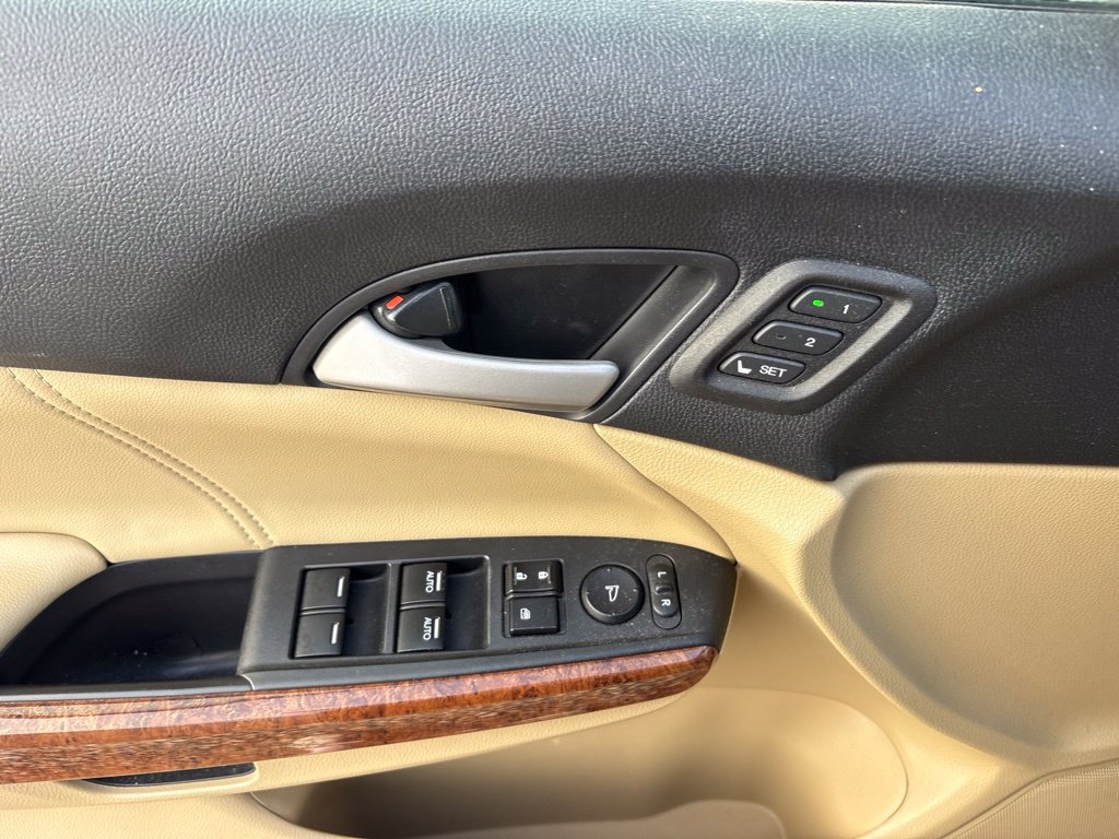 Used 2012 Honda Accord EX-L image 16