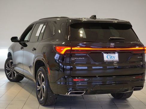 Used 2025 Buick Enclave Sport Touring w/ Power Package image 7