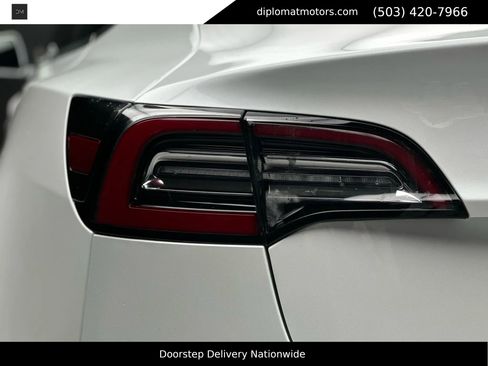 Used 2020 Tesla Model 3 Long Range image 14