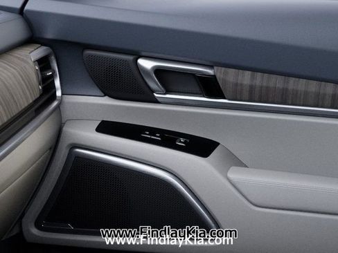 New 2025 Kia Telluride EX image 28