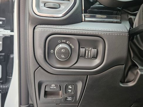 New 2026 RAM 1500 Limited image 17