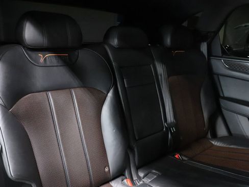 Used 2020 Bentley Bentayga Design Series AWD/4WD image 26