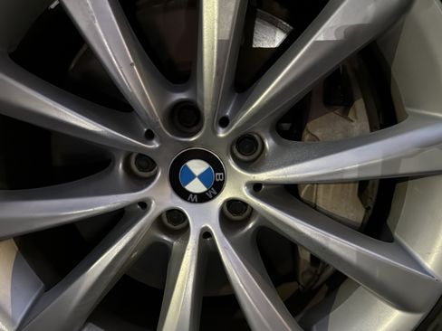 Used 2016 BMW 740i image 37