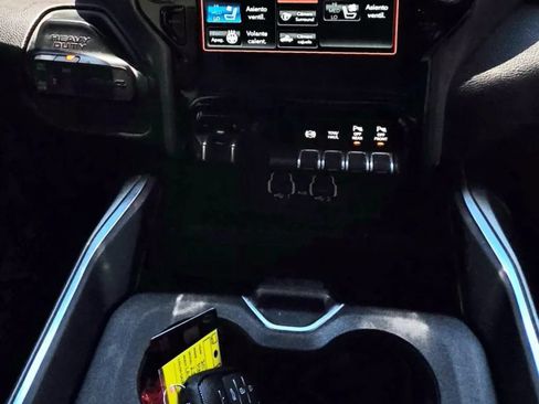 Used 2021 RAM 2500 Laramie w/ Night Edition AWD/4WD image 8