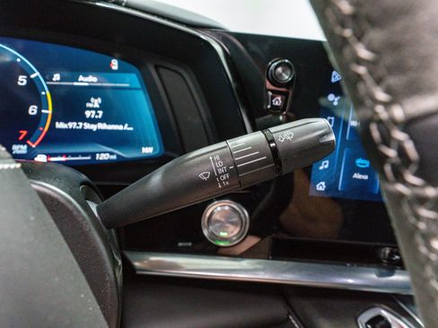 Used 2024 Chevrolet Corvette Stingray Premium Cpe w/ 3LT image 29