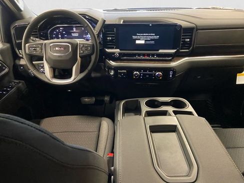 New 2026 GMC Sierra 2500 SLE w/ Remote Start Package image 11