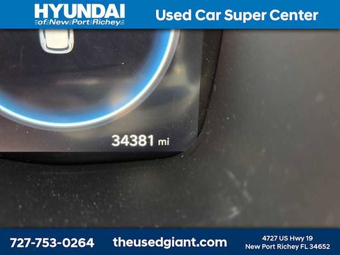Used 2021 Hyundai Santa Fe Blue AWD/4WD image 12