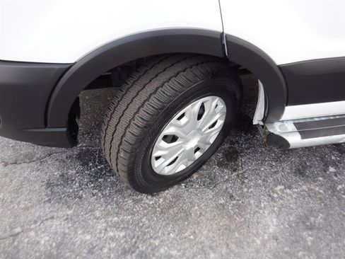 Used 2024 Ford Transit 250 Low Roof w/ Exterior Upgrade Package image 19