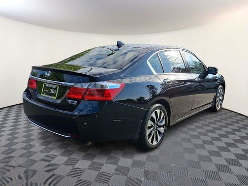 Used 2015 Honda Accord Touring image 6