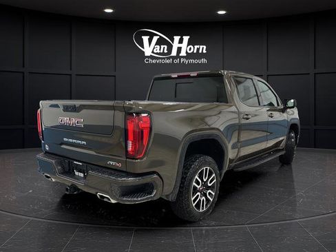 Used 2024 GMC Sierra 1500 AT4 w/ AT4 Premium Package image 3