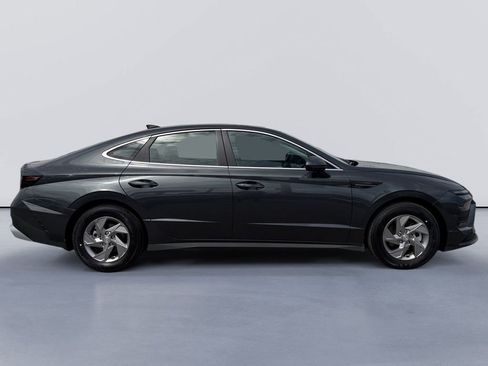 New 2026 Hyundai Sonata SE image 2