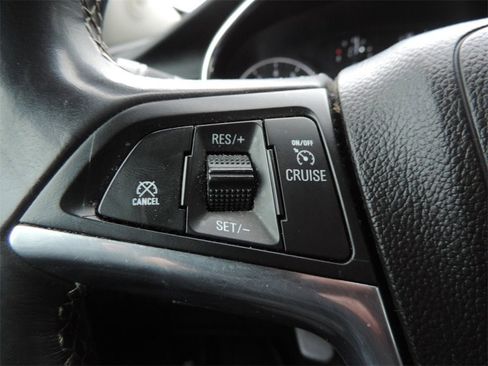 Certified 2022 Buick Encore Preferred w/ Safety Package image 22