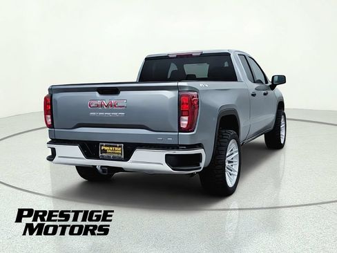 Used 2023 GMC Sierra 1500 SLE w/ Enhanced Capability Package AWD/4WD image 7