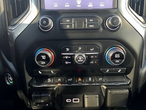 Used 2020 Chevrolet Silverado 1500 LT Trail Boss image 33