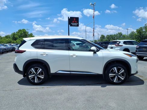 Certified 2023 Nissan Rogue SL AWD/4WD image 4