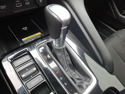 Used 2023 Acura Integra A-Spec image 13