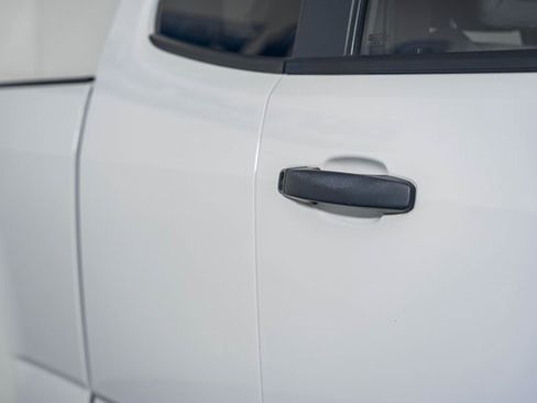 Used 2018 Chevrolet Colorado W/T image 15