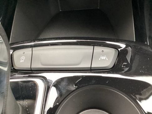 New 2026 Chevrolet Trax LT w/ Driver Confidence Package FWD image 34