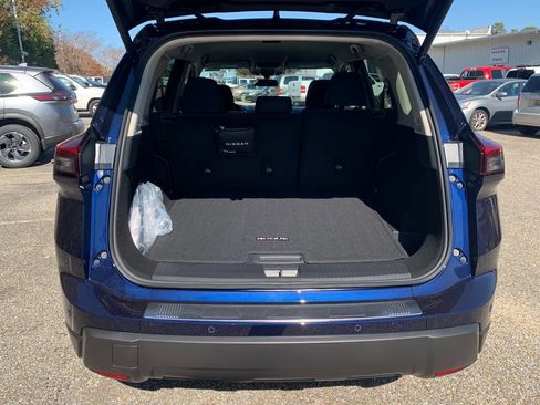 New 2026 Nissan Rogue SV image 4