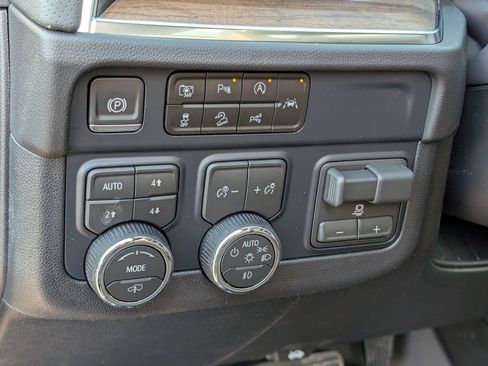 New 2026 Chevrolet Tahoe High Country image 24