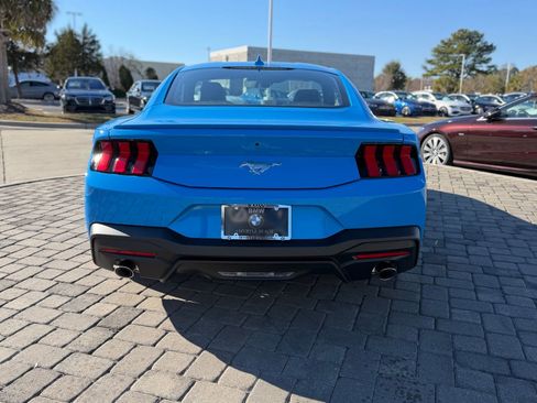 Used 2024 Ford Mustang Premium image 8