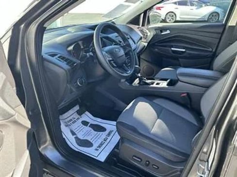 Used 2017 Ford Escape SE image 7