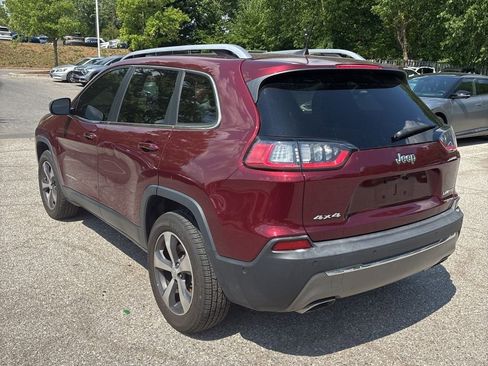 Used 2020 Jeep Cherokee Limited w/ Technology Group AWD/4WD image 4