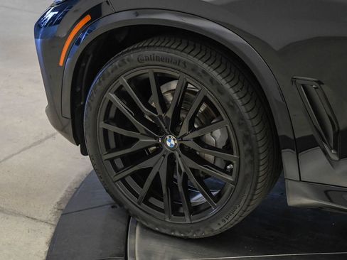 Used 2023 BMW X5 xDrive40i w/ M Sport Package AWD/4WD image 9