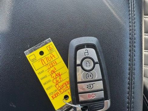 Used 2024 Ford Edge SEL w/ Convenience Package image 40