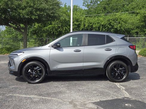 Certified 2025 Buick Encore GX Sport Touring w/ Advanced Technology Package FWD image 4