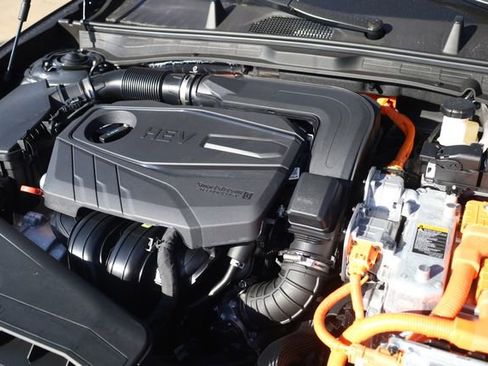 New 2026 Hyundai Sonata Limited FWD image 8