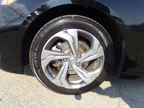Used 2018 Honda Accord EX-L image 12