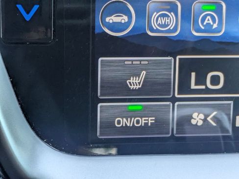 Used 2024 Subaru Outback Premium AWD/4WD image 22