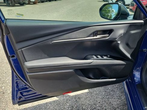 Used 2025 Toyota Camry SE FWD image 19