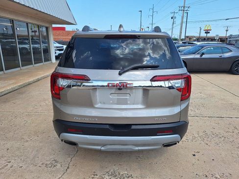 Used 2023 GMC Acadia SLT w/ Preferred Package AWD/4WD image 7