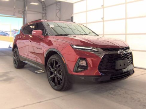 Used 2021 Chevrolet Blazer RS w/ Enhanced Convenience Package FWD image 3