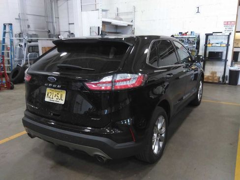 Used 2023 Ford Edge Titanium AWD/4WD image 4