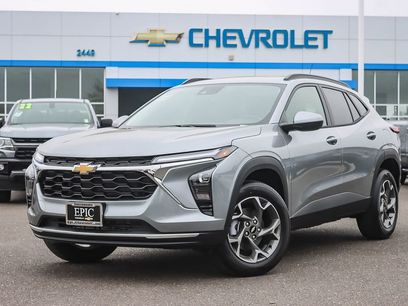 New 2026 Chevrolet Trax LT w/ Sunroof Package