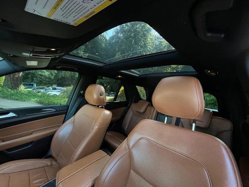 Used 2017 Mercedes-Benz GLE 350 4MATIC image 8