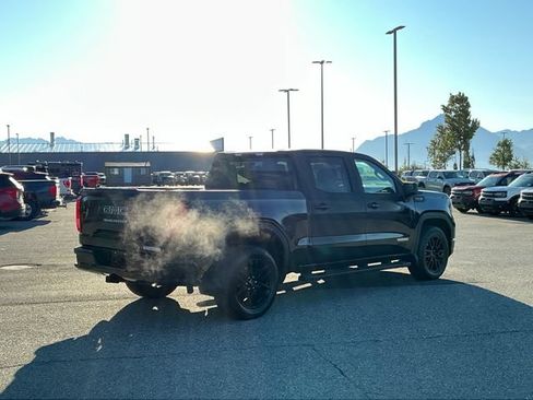 Used 2024 GMC Sierra 1500 Elevation w/ LPO, Elevation Black Package AWD/4WD image 5