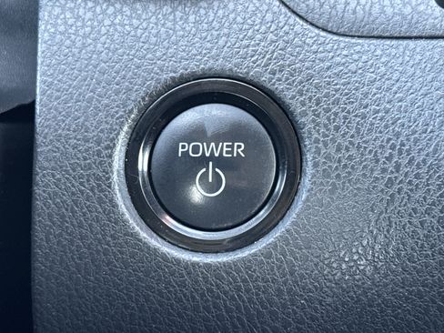 Used 2025 Toyota Camry LE FWD image 23