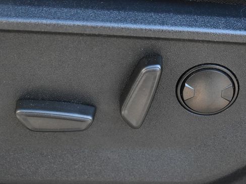 Certified 2022 Ford F150 XLT w/ Equipment Group 302A High image 14