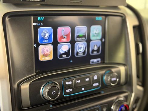 Used 2018 GMC Sierra 1500 SLT w/ SLT Premium Package image 19