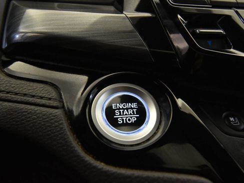 Used 2022 Honda Odyssey Elite image 22