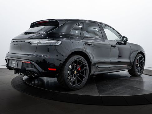 New 2026 Porsche Macan GTS image 7