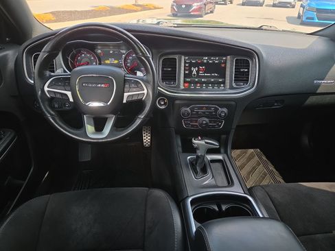 Used 2018 Dodge Charger R/T Scat Pack RWD image 11