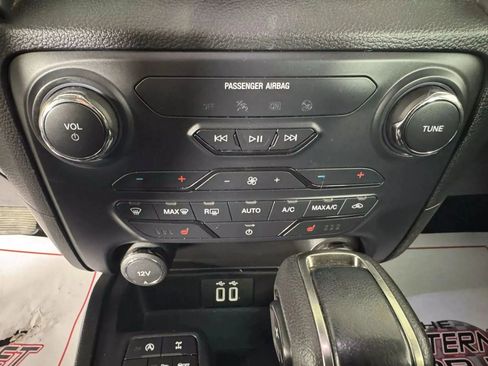 Used 2019 Ford Ranger Lariat w/ Equipment Group 501A Mid image 23